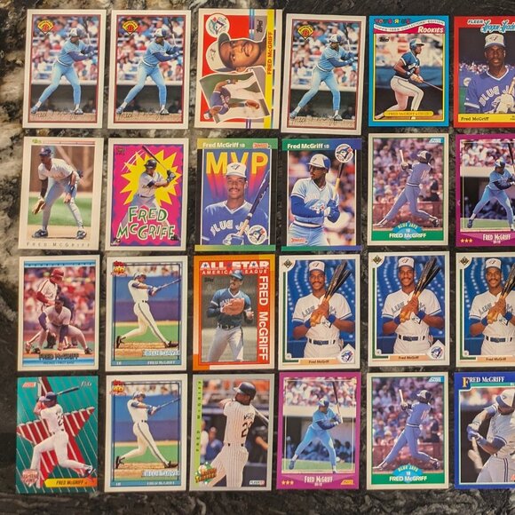 HUGE 200 Fred McGriff Baseball Card Collection Lot Blue Jays Braves Padres HoF - Picture 2 of 9